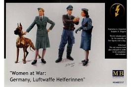 Women At War - Germany, Luftwaffe Helferinnen MASTER BOX - cod. 5397