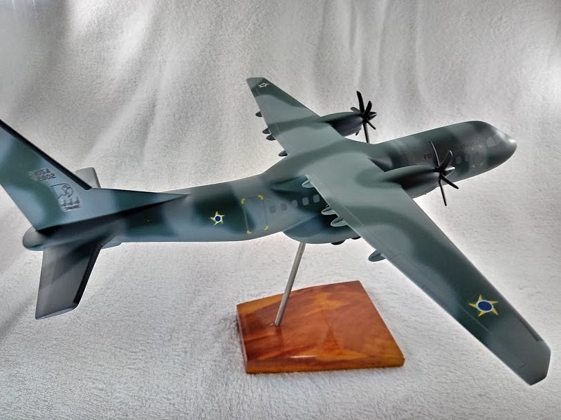 File:Brinquedo - Avião Força Aérea Brasileira, Acervo do Museu