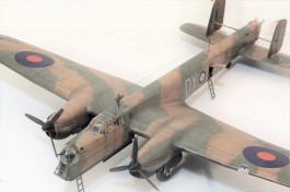 Aviao Armstrong Witworth Whitley Mk.V               08016 AIRFIX