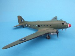 Aviao Douglas DC-3 Dakota Mk.IV - C-47                 08015 AIRFIX
