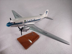 Aviao Douglas DC-3 VARIG - PP-VBF MAQUETE