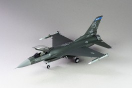 Avião Lockheed Martin F-16 C J Fighting Falcon - BLOCK 50 TAMIYA