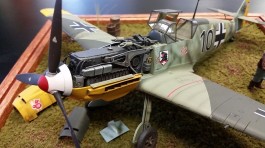 Aviao Messerschmitt Bf 109 E-3 - 1/32 - Profipack - Gigante EDUARD