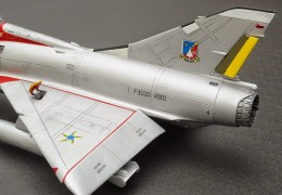 Aviao MIRAGE III DBR - FAB - ESCALA 1/32 GIIC