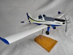 Aviao Neiva EMB-203 Ipanema - MAQUETE