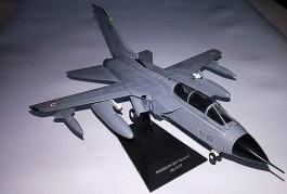 Aviao Panavia Tornado IDS - Versao Baixa Visibilidade Aviao Panavia Tornado IDS - Versao Baixa Visibilidade