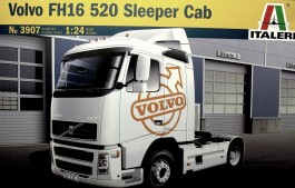 Caminhão Volvo FH-16 - 520 - Sleeper Cab - ITALERI Caminhão Volvo FH-16 - 520 - Sleeper Cab - ITALERI