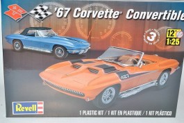 Carro Chevy Corvette Roadster 427 1967 - 2 em 1 4087 - REVELL Carro Chevy Corvette Roadster 427 1967 - 2 em 1 4087 - REVELL