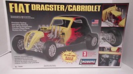 Carro Fiat Dragster Cabriolet 1/12 - LINDBERG Carro Fiat Dragster Cabriolet 1/12 - LINDBERG