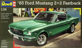 Carro Ford Mustang 2+2 Fastback - REVELL ALEMA Carro Ford Mustang 2+2 Fastback - REVELL ALEMA