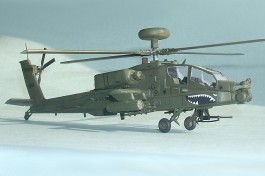 Helicoptero AH-64D Long Bow Apache HOBBYBOSS