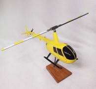 Helicoptero Robinson R-44 - Escala 1/32 - 26cms - MAQUETE