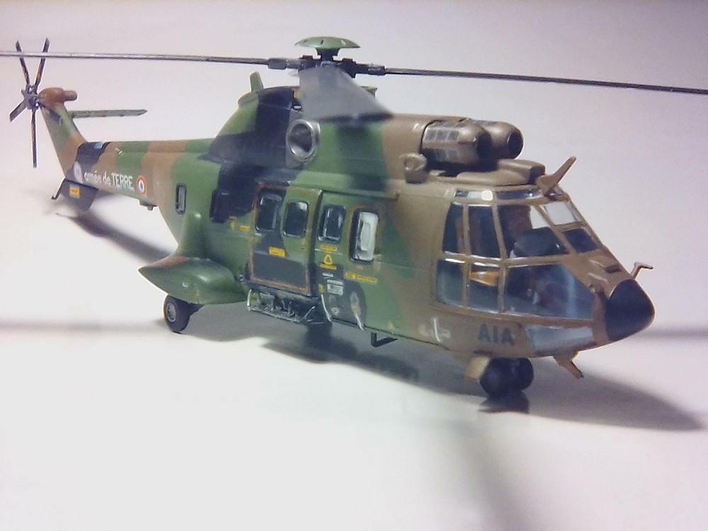 Helicoptero Super Puma AS 332 M1 80367 HELLER