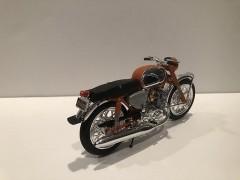 Moto Honda Super Hawk CB-77             898 MPC