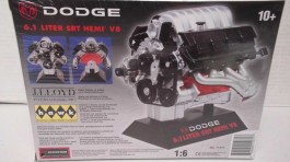 Motor Dodge 6.1 HEMI SRT8 V-8 - LINDBERG Motor Dodge 6.1 HEMI SRT8 V-8 - LINDBERG