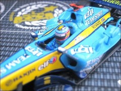 Renault F-1 Team-Alonso-2005 FIA Constructors World Champios MINICHAMPS