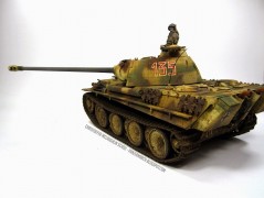 Tanque German Panther Type G Early Version TAMIYA