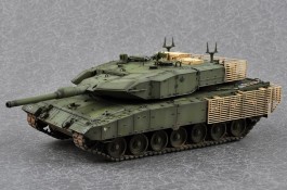 Tanque Leopard 2A4M CAN HOBBYBOSS